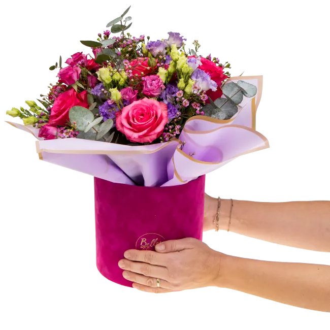 Box s růží, eustomou a waxem